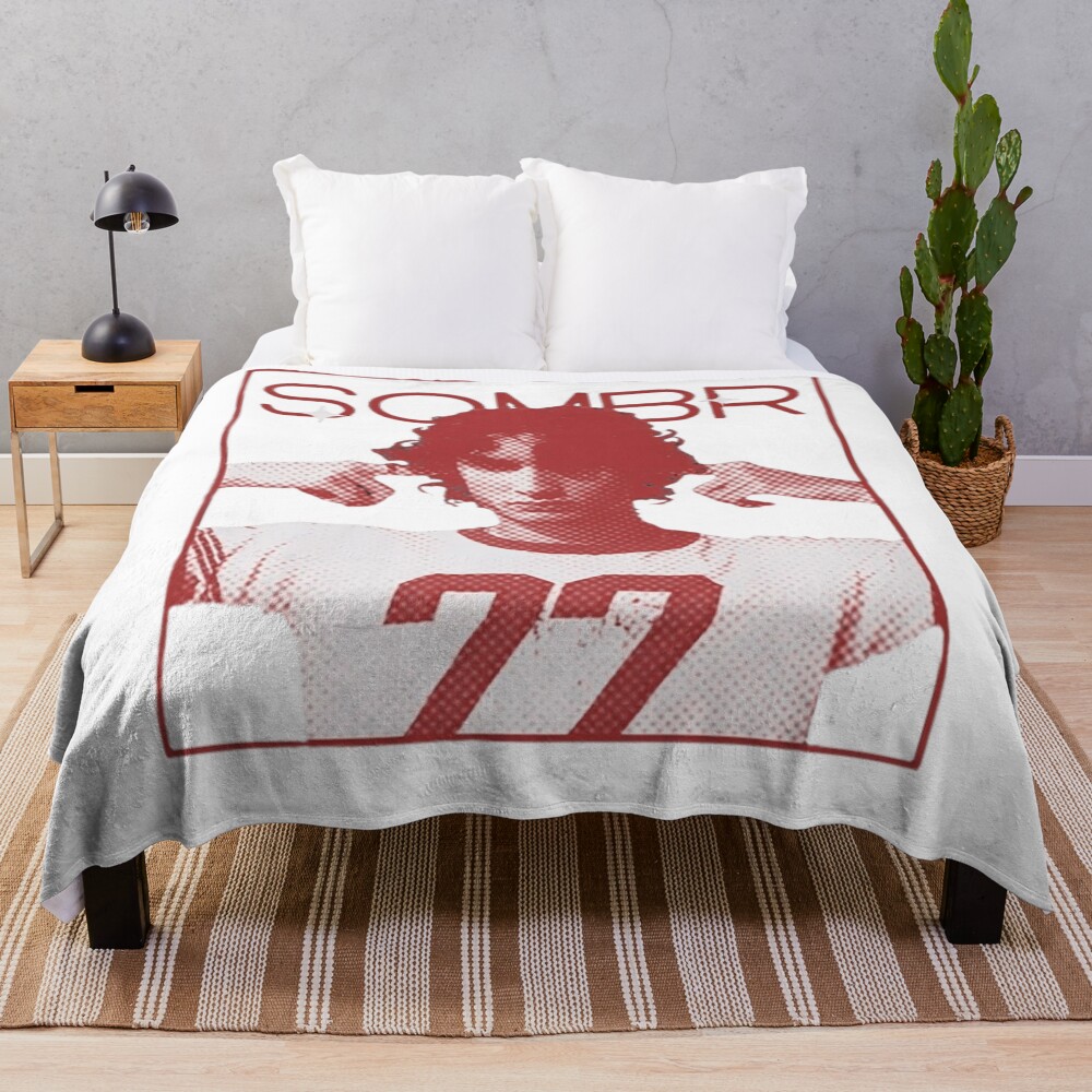 Sombr Vintage Style Throw Blanket