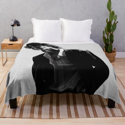 Sombr Must Have Throw Blanket